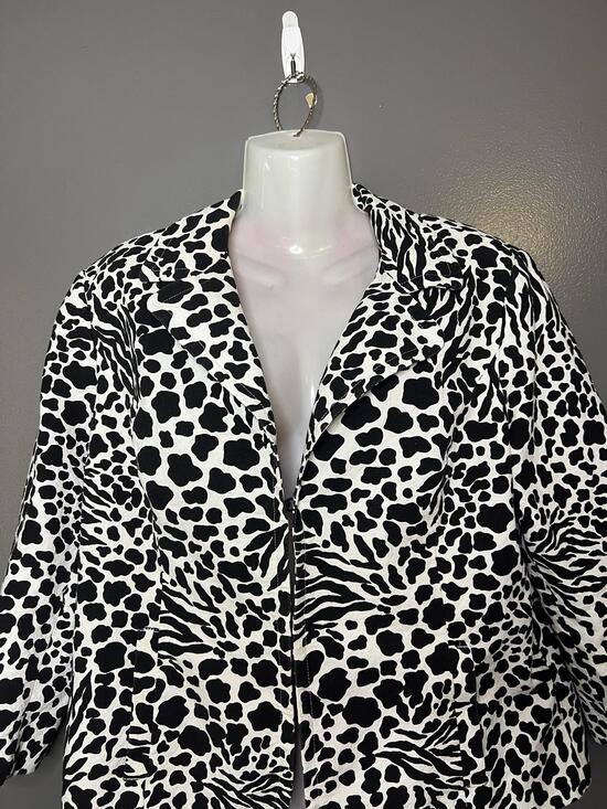 Chico's Jackets & Blazers - Chico's Jacket Womens Large Black White Animal Print Toggle Front Lined Blazer